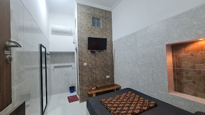 105 Home Stay 
