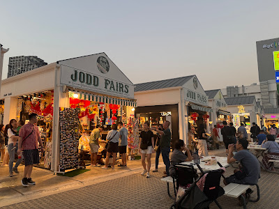 Jodd Fairs night market

