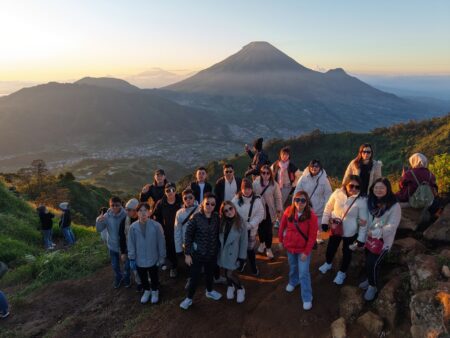 Sunrise Sikunir Dieng