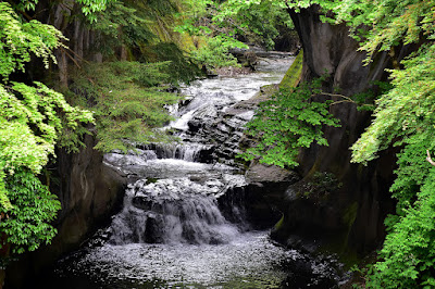 Nōmizo Falls and Kameiwa Cave
