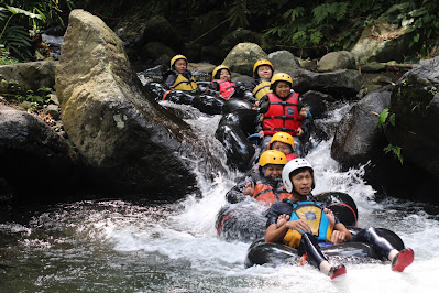 Cikadongdong River Tubing