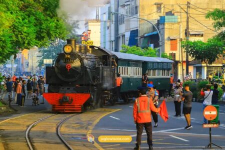 Kereta Uap Jaladara, Rekomendasi Wisata Solo untuk Liburan Santai