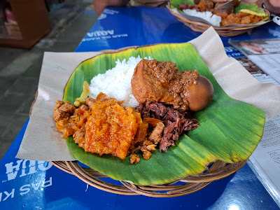 Gudeg Yu Djum Wijilan 31

